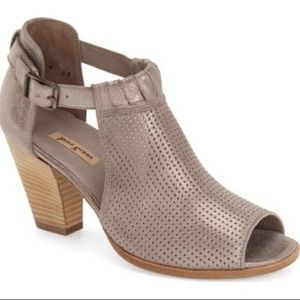Paul Green Colleen Beige Suede Perforated Peep Toe Bootie Sandal Metalli…